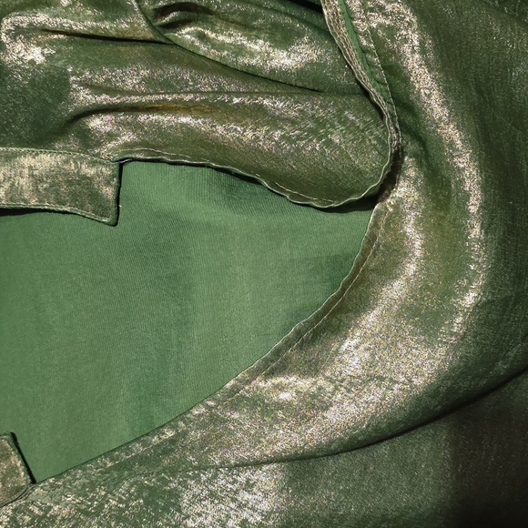 Tops - SHEIN GREEN METALLIC TOP